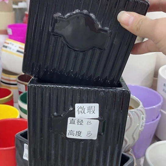 多肉绿植陶瓷花盆9.9包邮，有孔