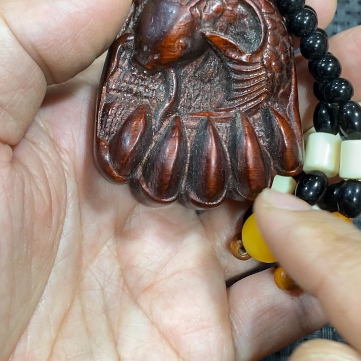 滴血莲花菩提手串