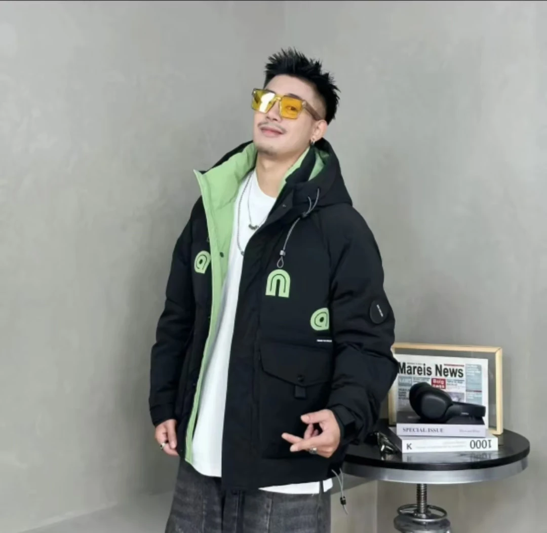 8828黑G--【剪标款】罗曼蒂克连帽保暖情侣加厚外套