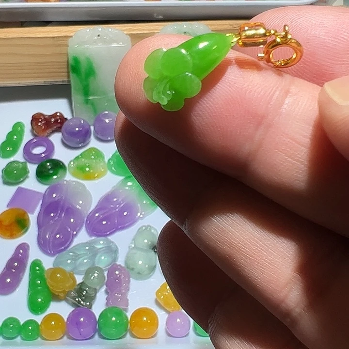 翡翠未镶嵌颈饰无镶嵌033