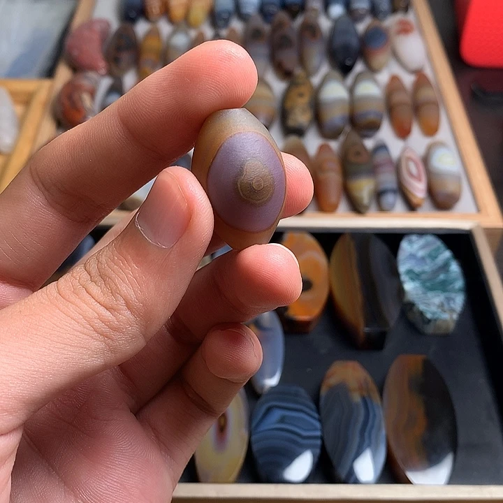 玛瑙/玉髓合金颈饰