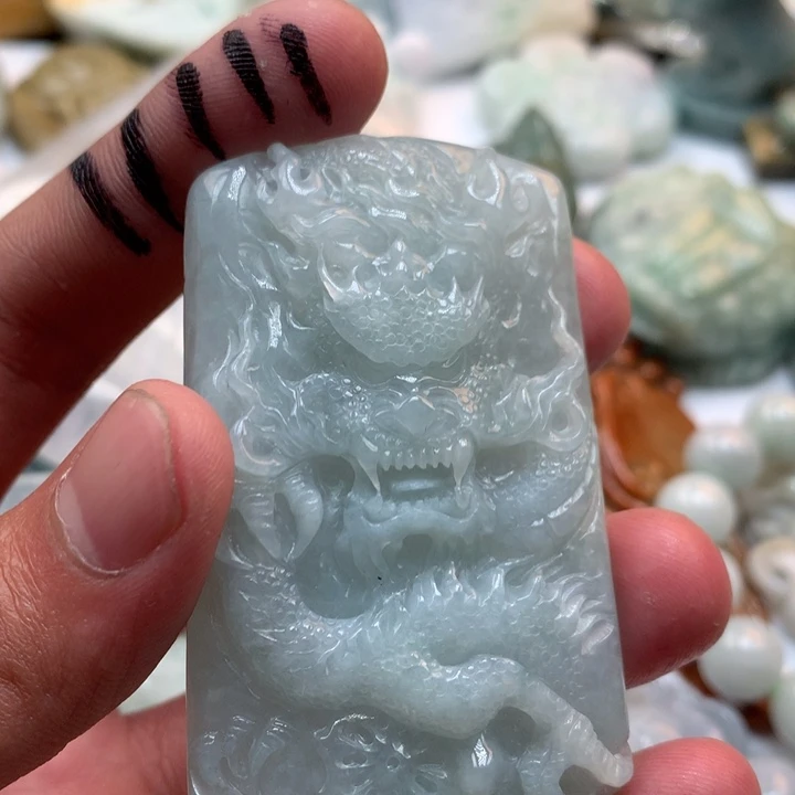 翡翠未镶嵌颈饰保真天然a货翡翠