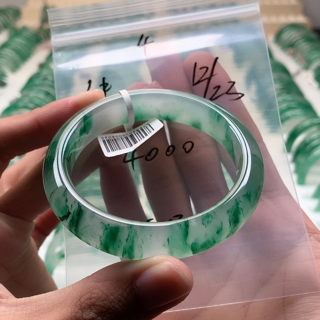 石英质玉（非洲翠）未镶嵌手镯58 4号