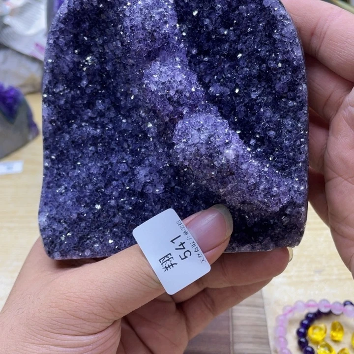未镶嵌水晶大型摆件（非配饰）