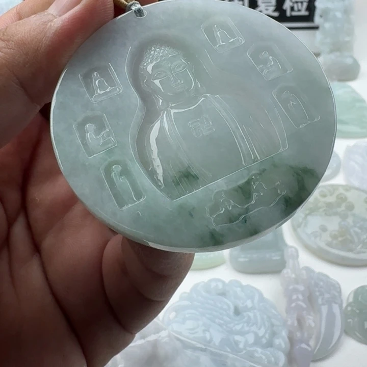 翡翠未镶嵌颈饰天然缅甸A货翡翠