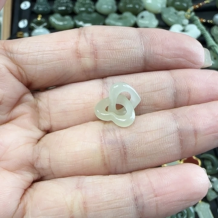 和田玉吊坠(不含链)未镶嵌