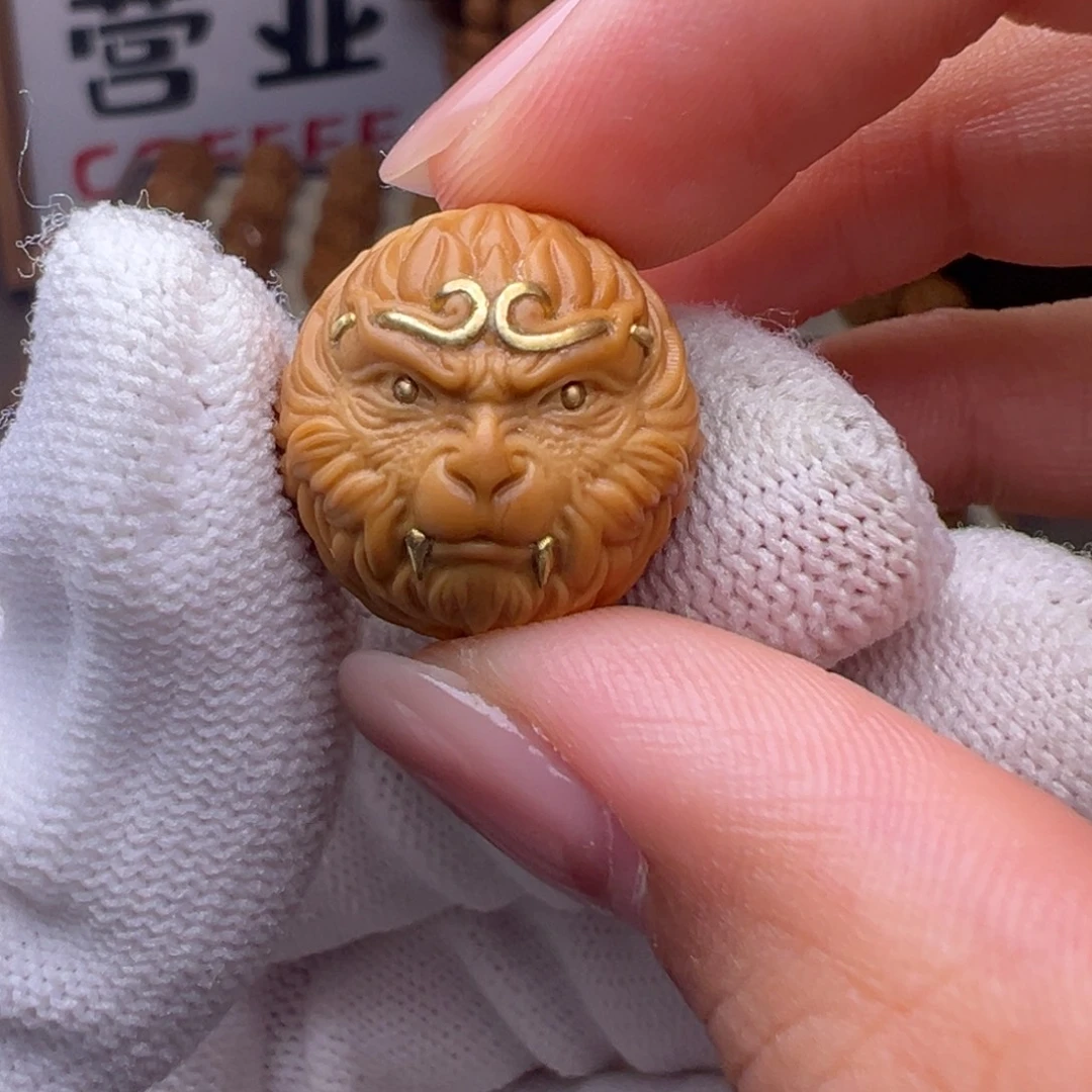 把件猴头核桃镶嵌款大圣全品有正常封口线