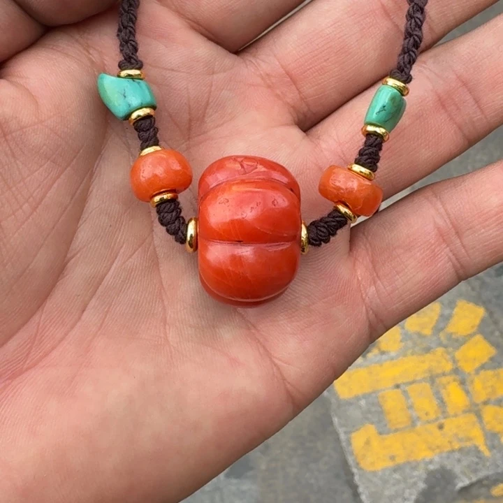 南红玛瑙未镶嵌颈饰