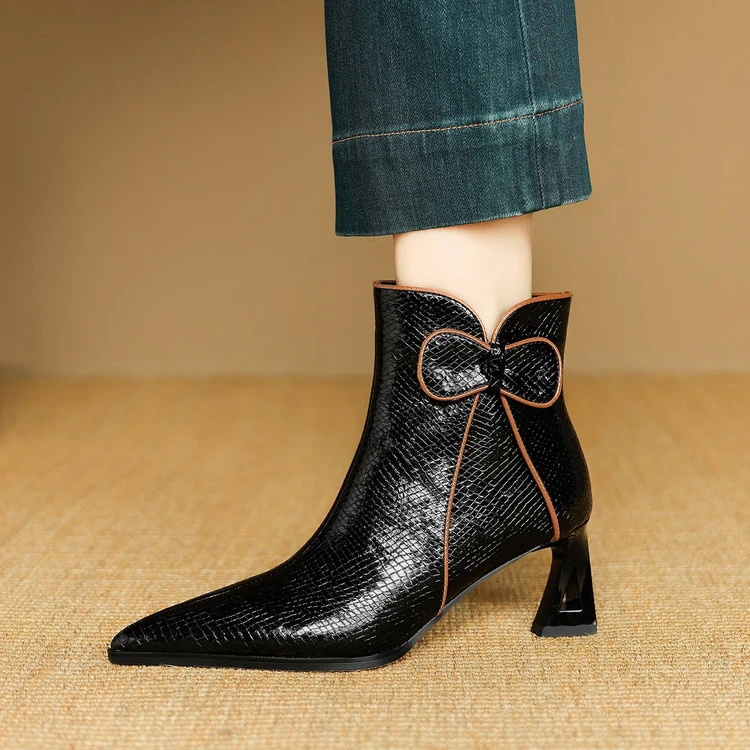 牛皮6.5cm～尖头高跟短靴复古显瘦气质时尚短靴气质粗跟时装靴短筒