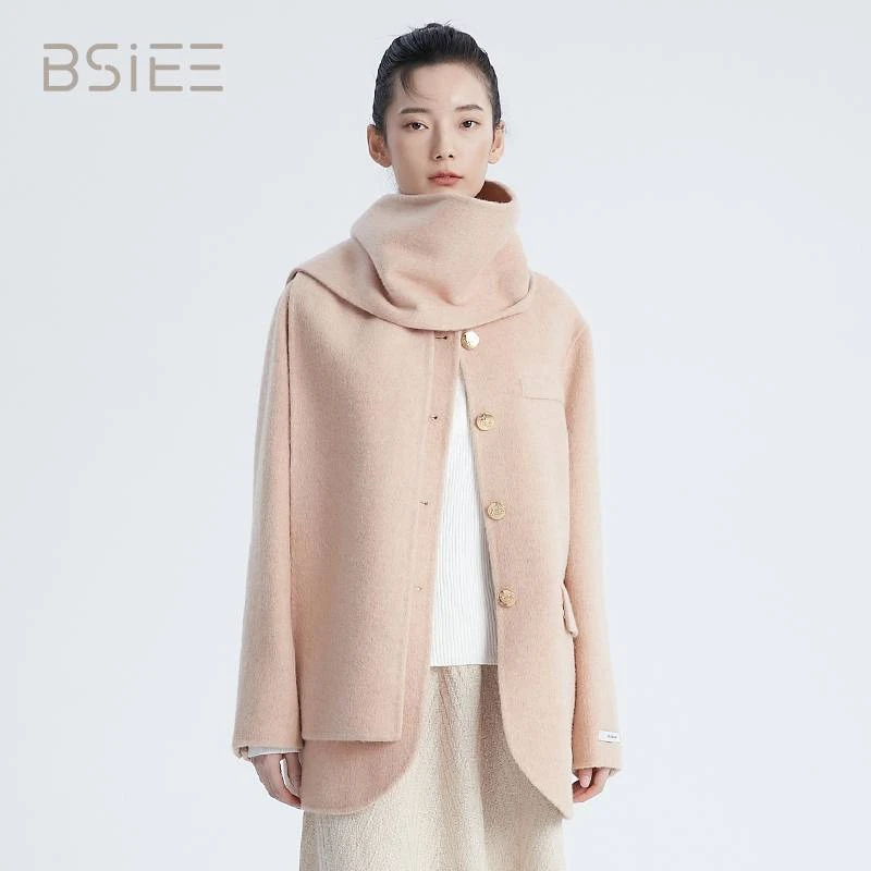 BSIEE/本涩金色扣围巾大衣时尚