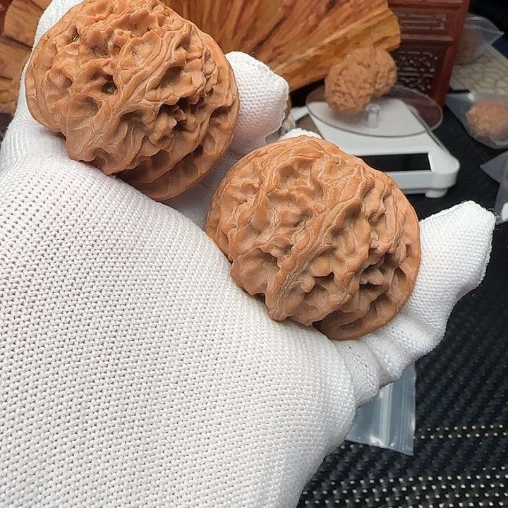 文玩核桃吊坠全品苹果园45尺52克