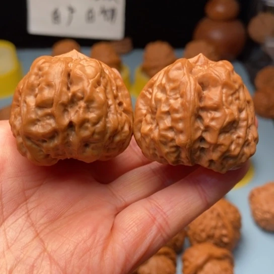 文玩核桃吊坠三角蛙 4开 40 42