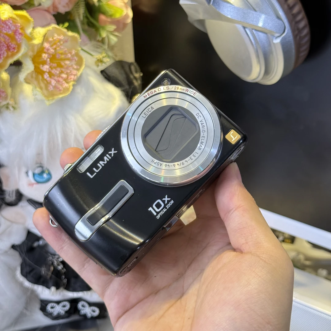 9新 Panasonic/松下 松下tz3色彩感10倍光学变焦滤镜多带配件