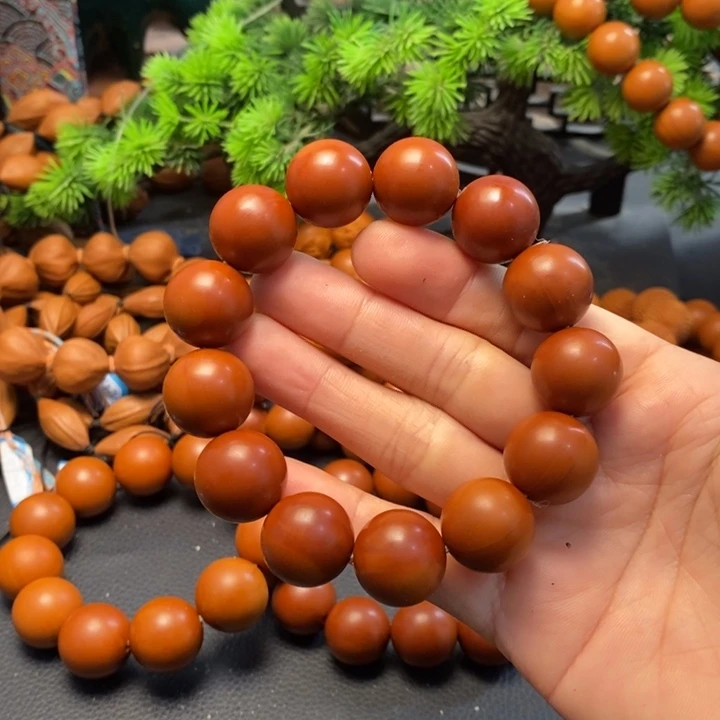 橄榄核手串1.75微瑕光珠