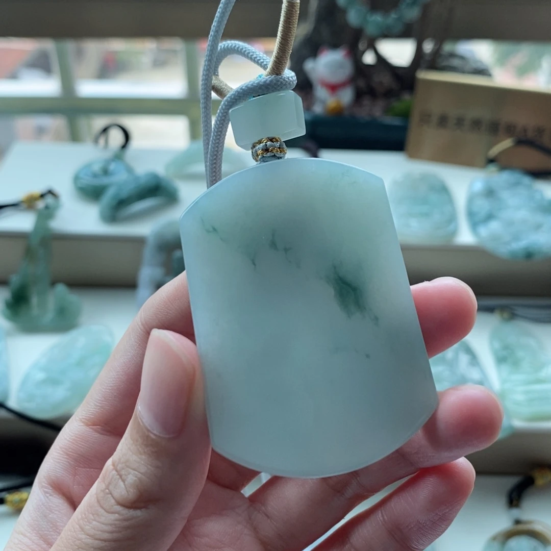 【闪购商品】颈饰未镶嵌翡翠旺*梅天然缅甸A货翡翠