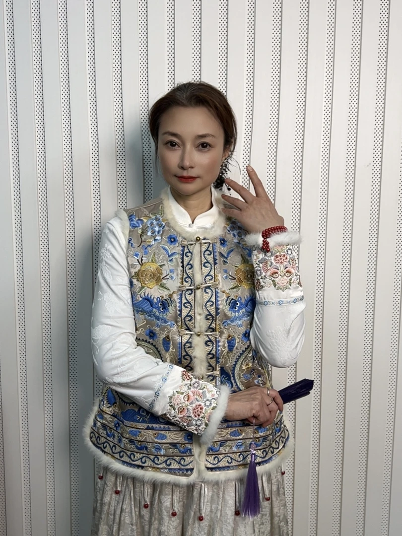 【正品保证】加棉加厚缎面民族风新中式古典国风通勤汉服刺绣马甲