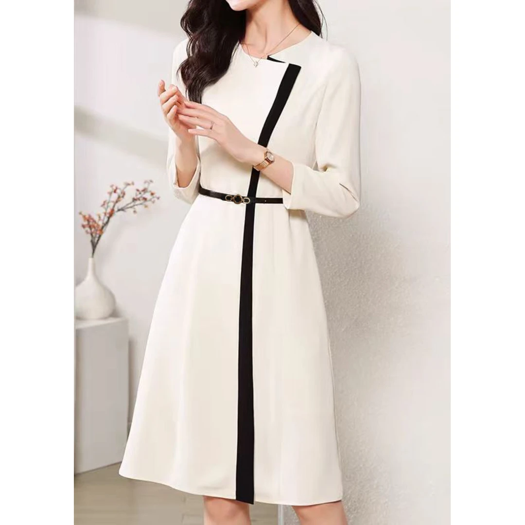 富家千金高级感2025年连衣裙设计感百搭气质通勤时尚显瘦连衣裙