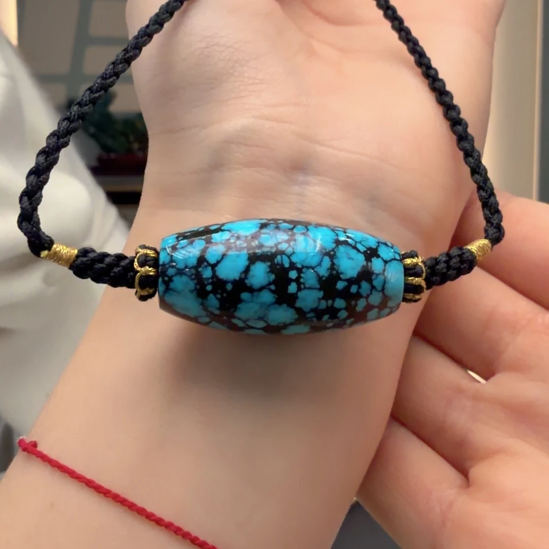 绿松石未镶嵌颈饰