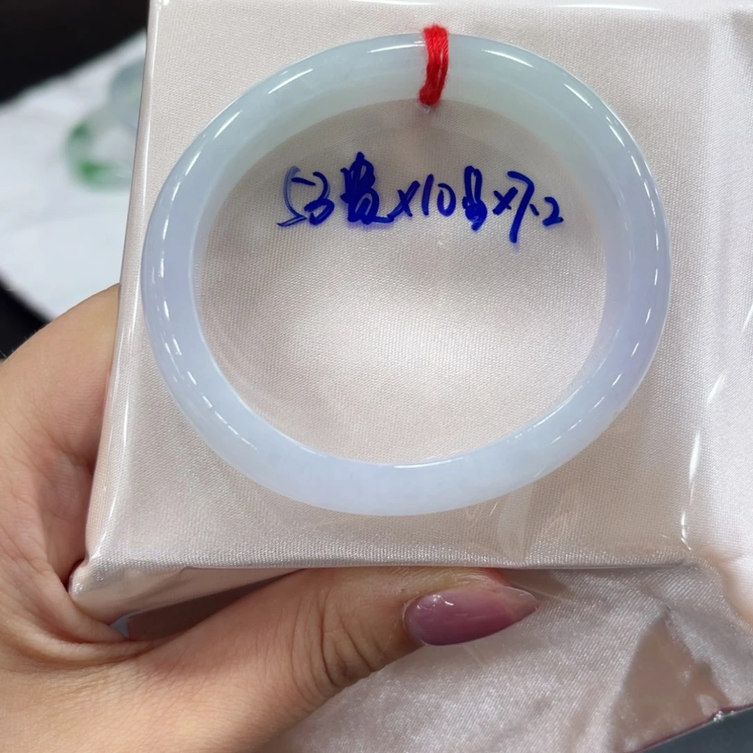 未镶嵌手镯翡翠翡翠