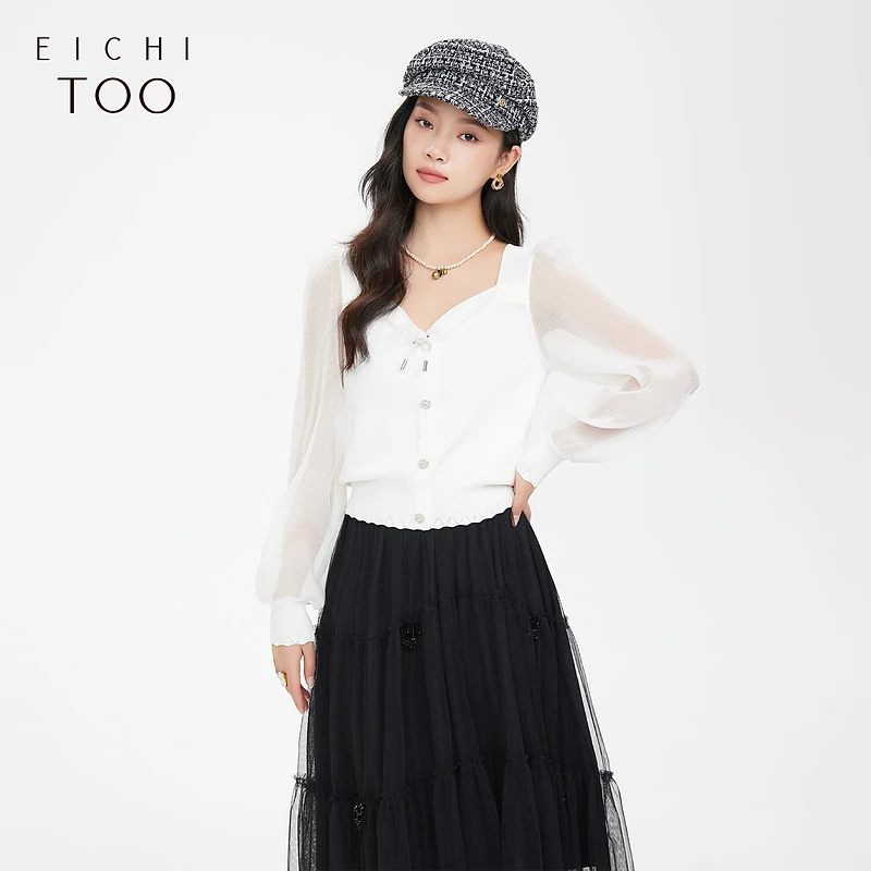 A爱居兔女装拼接方领蝴蝶结胸针白色长袖针织衫ENZAJ3M020A