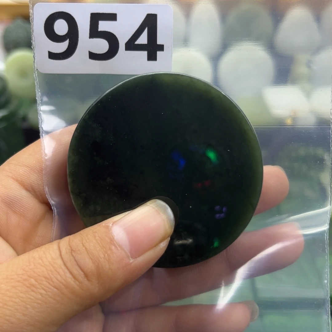 和田玉未镶嵌珠宝半成品