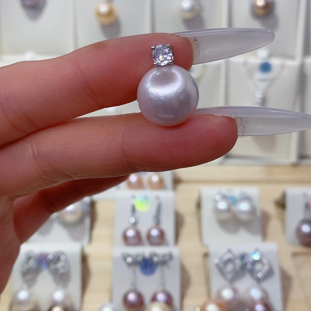 淡水珍珠未镶嵌吊坠(赠链)