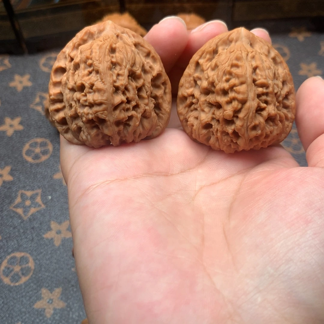 文玩核桃把件三角疆