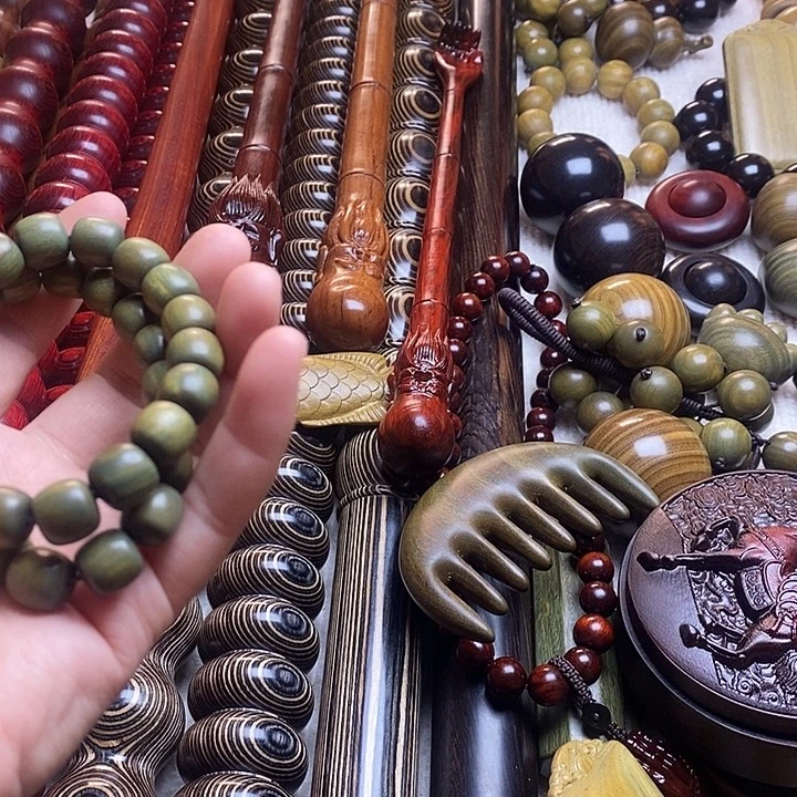 的***作绿檀手串181818181818181818