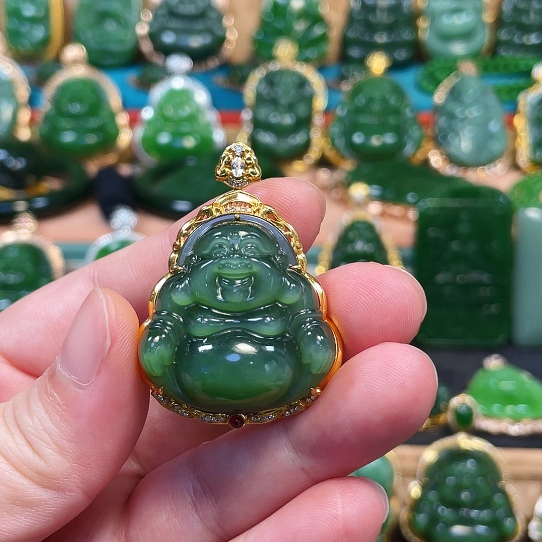 颈饰18K金镶嵌和田玉（碧玉）猫眼佛公30