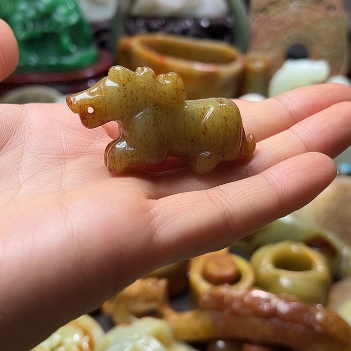 和田玉未镶嵌挂件