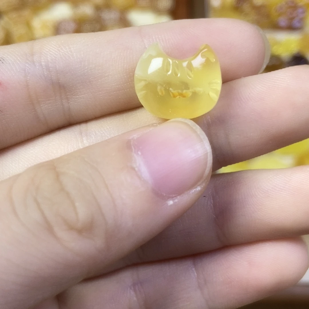 橄榄核吊坠小猫头