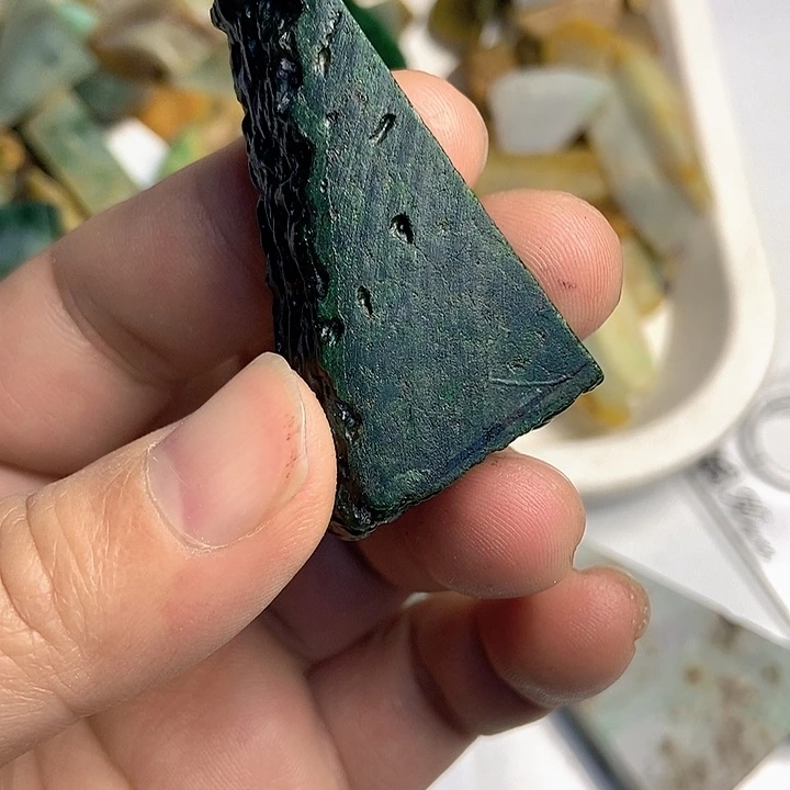 y***）翡翠散珠天然翡翠A货挂件