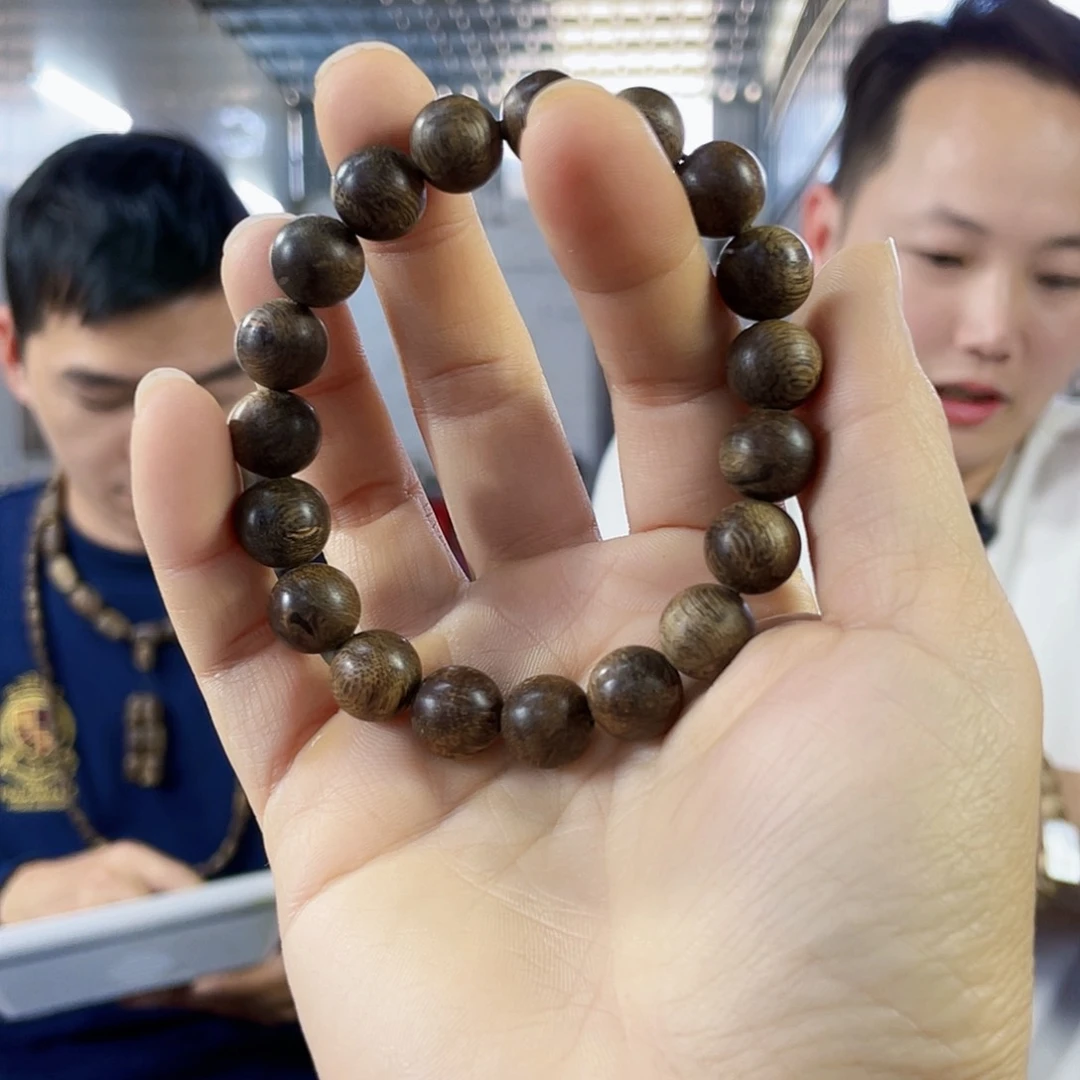 沉香手串文莱黑棋圆珠单圈1.1/12克+多样性发一