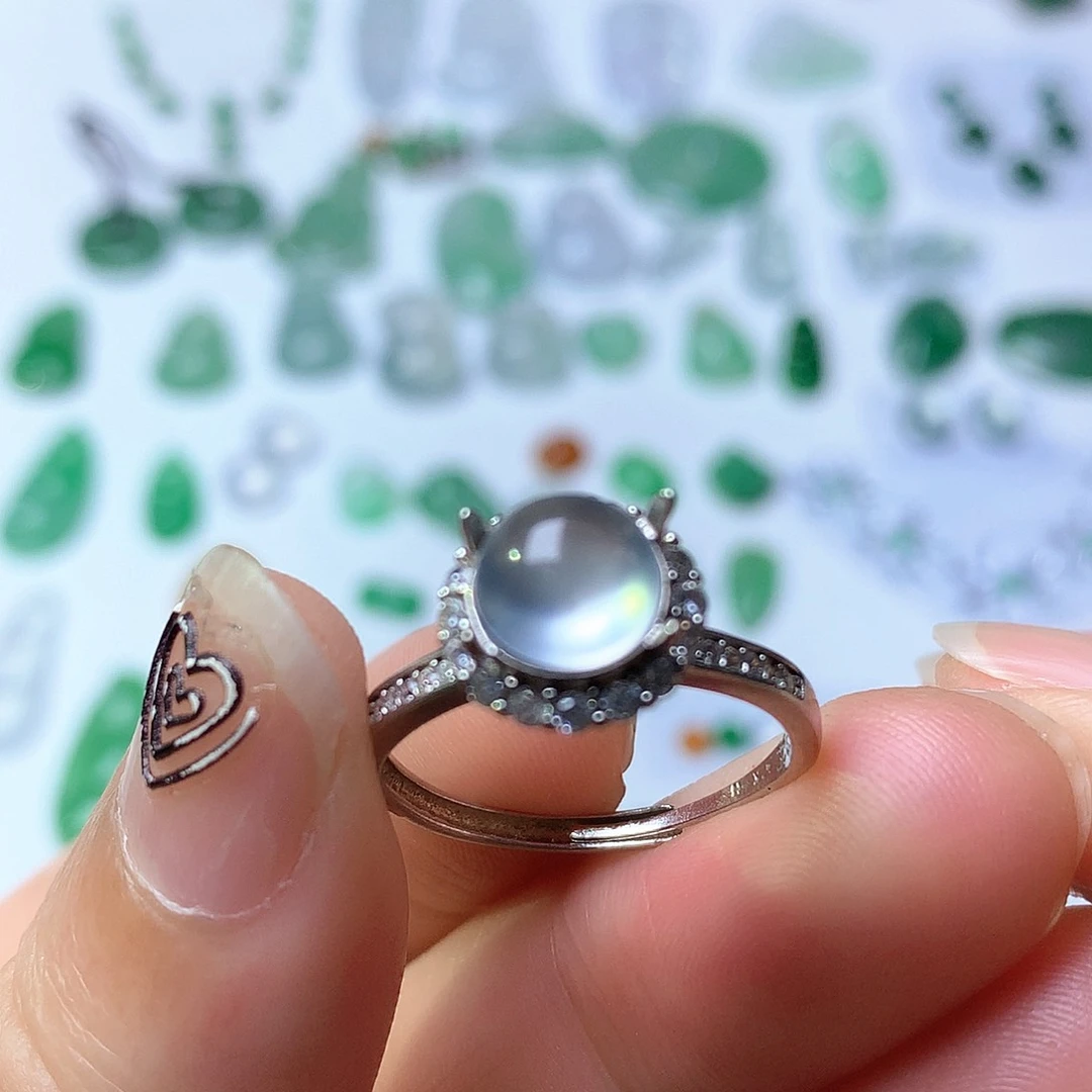 翡翠未镶嵌颈饰蛋