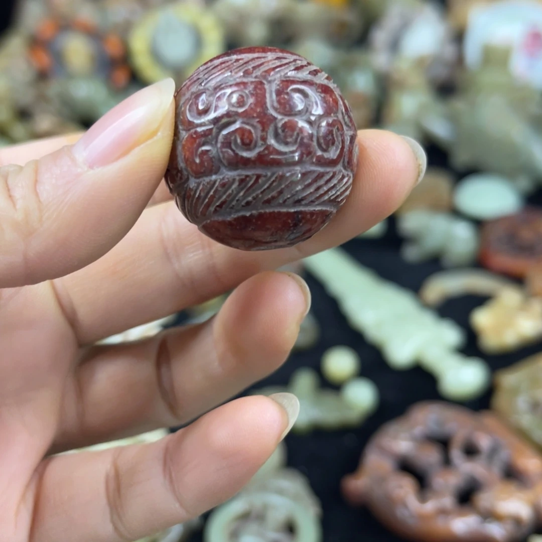 老***于和田玉未镶嵌挂件