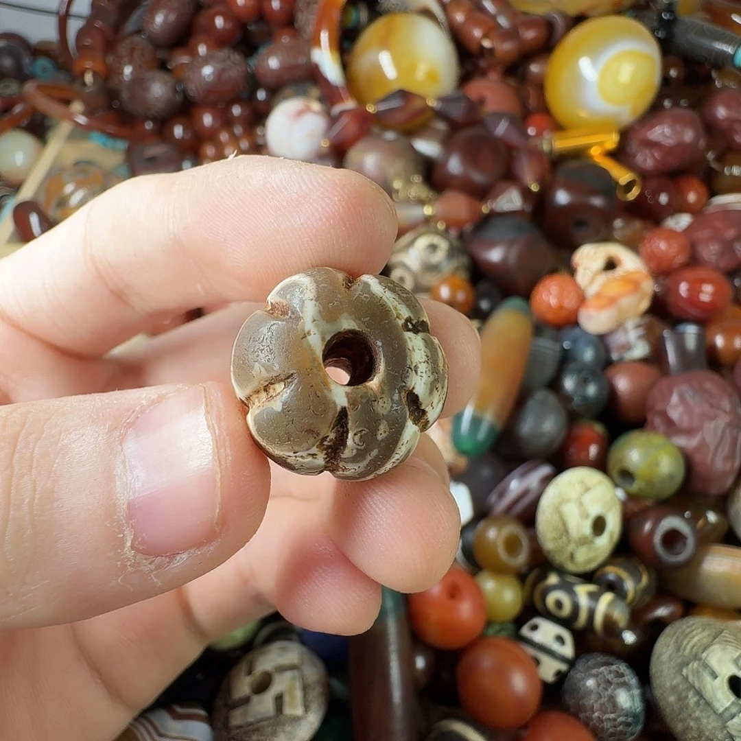 玛瑙/玉髓未镶嵌纯天然玛瑙珠子