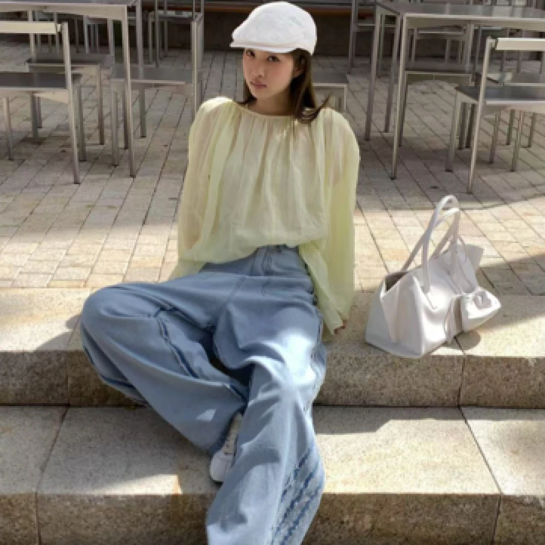 THESE DAY/2025夏季一字温柔奶黄上衣/侧边特设做旧洗水牛仔裤