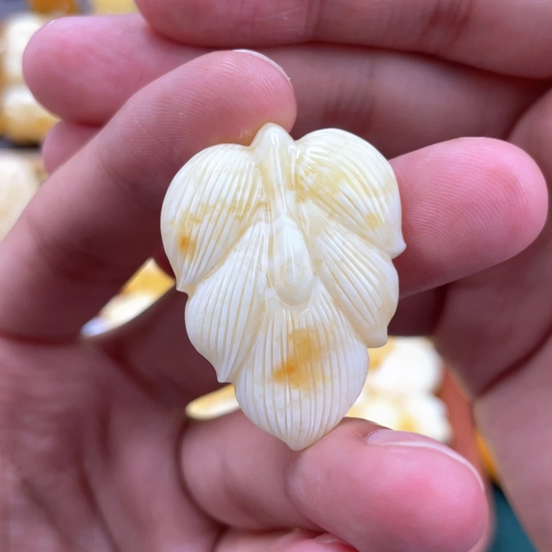 裸石琥珀未镶嵌蜜蜡