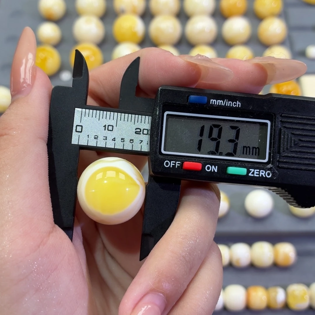 琥珀未镶嵌裸石圆珠