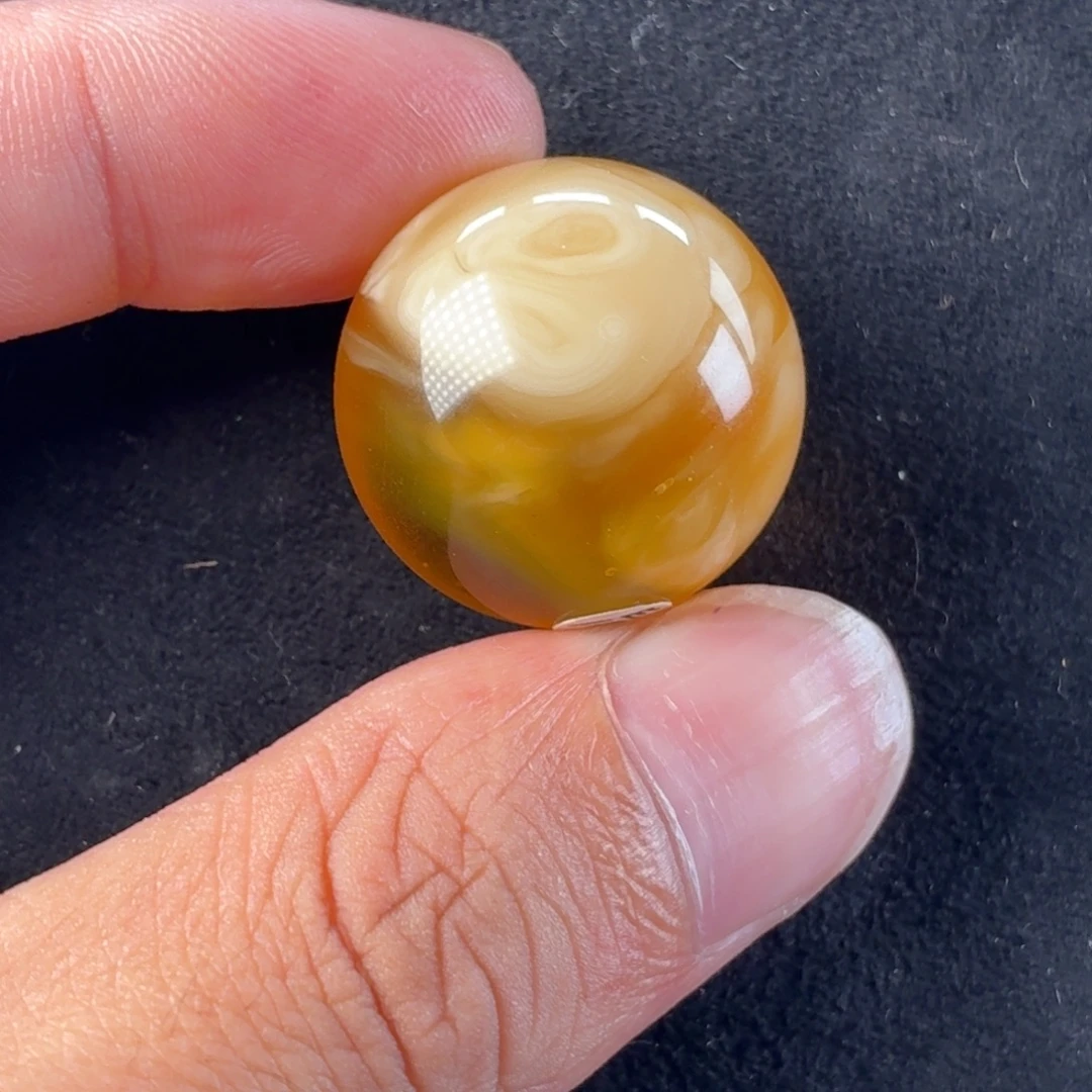 琥珀未镶嵌裸石金白溶洞蜜24mm+