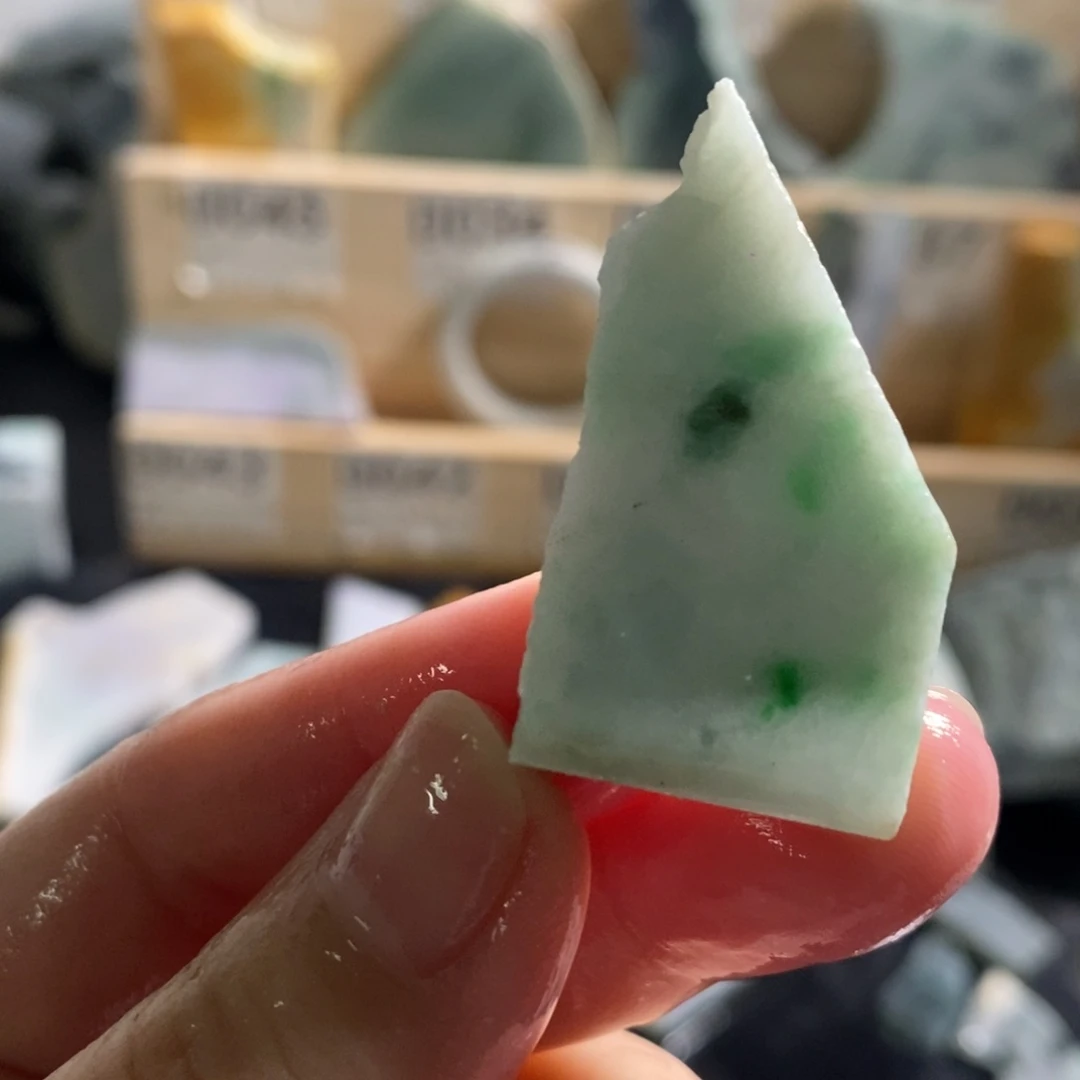 颈饰未镶嵌翡翠天然翡翠