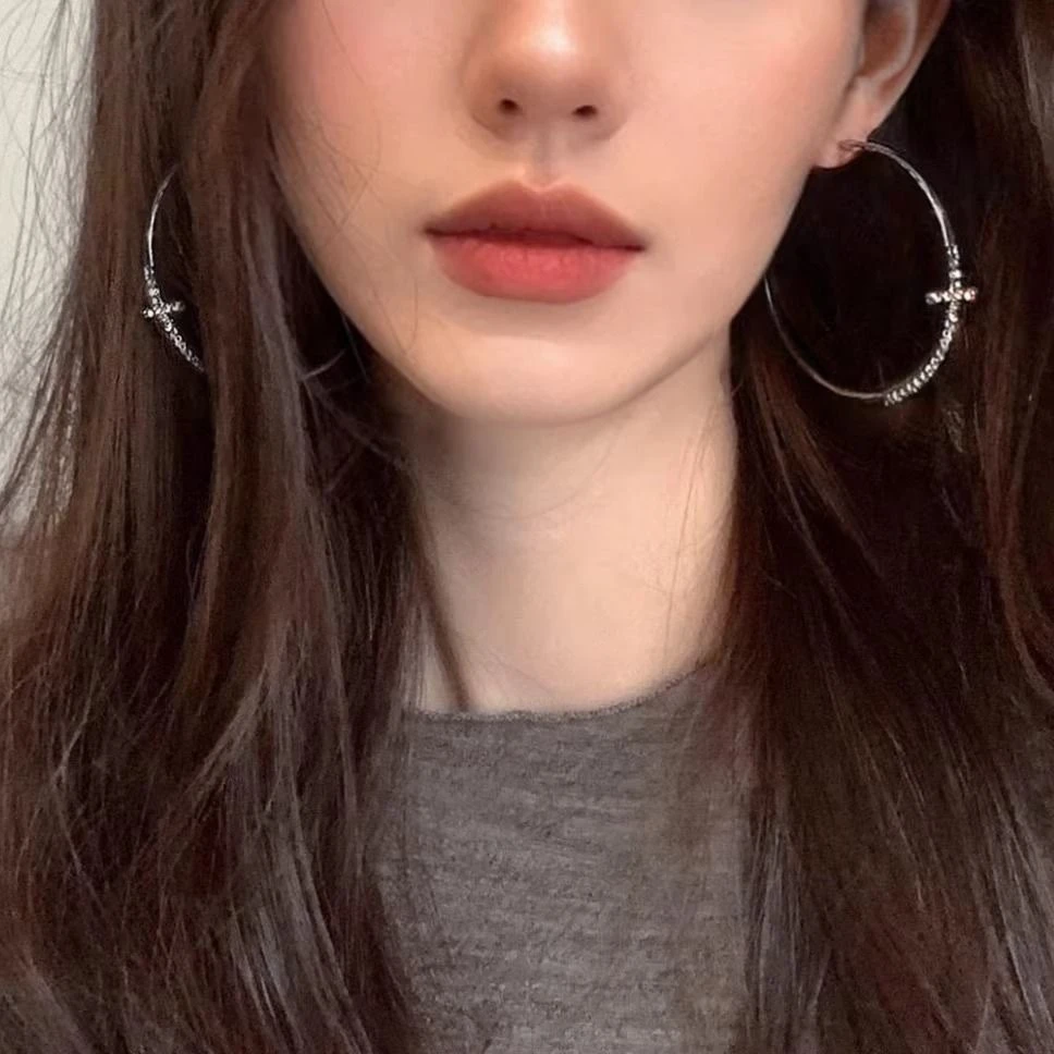 合金锆石耳饰 银针镶钻十字架ins耳圈欧美个性气质耳环轻奢高级感