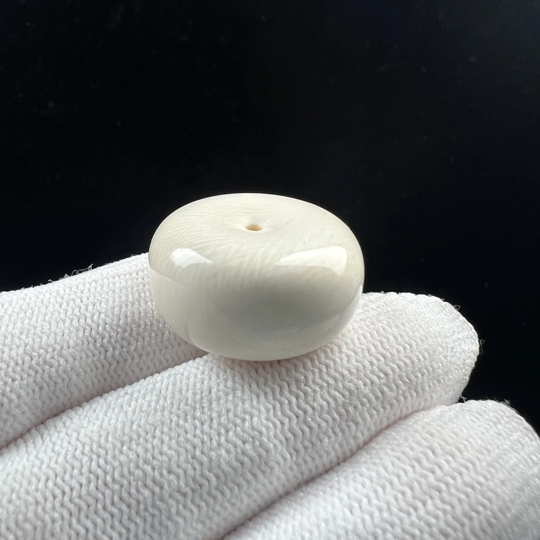 A3479天然猛犸牙平安扣24x13mm支持鉴定 假一罚四