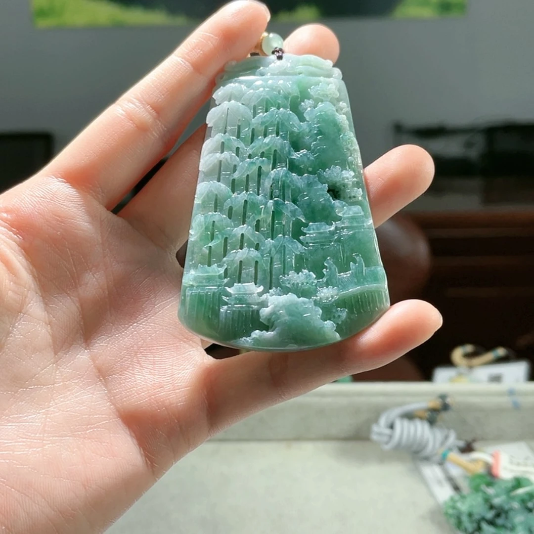 颈饰未镶嵌翡翠翡翠