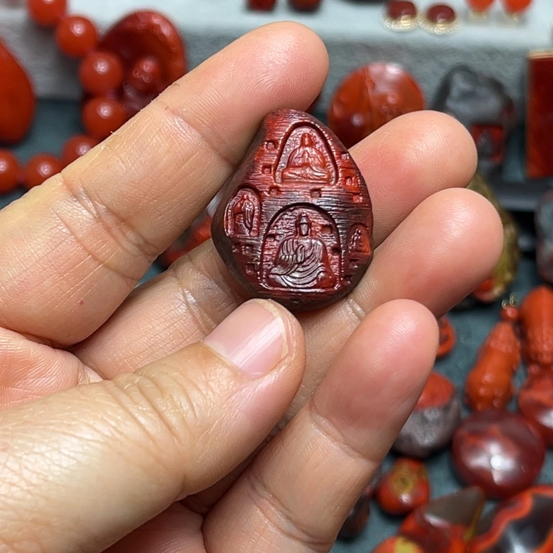 南红玛瑙未镶嵌颈饰