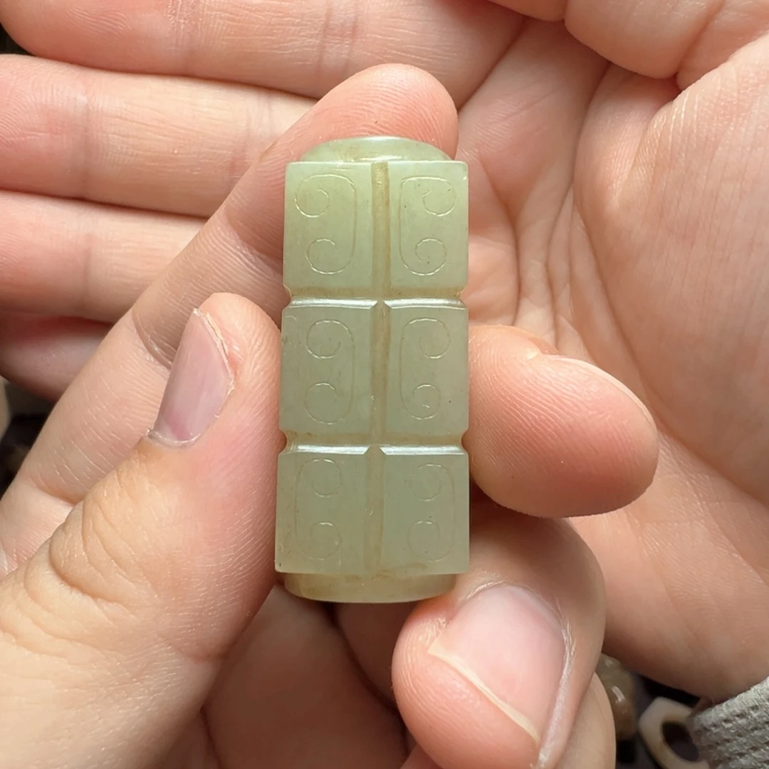 和田玉（糖玉）未镶嵌挂件