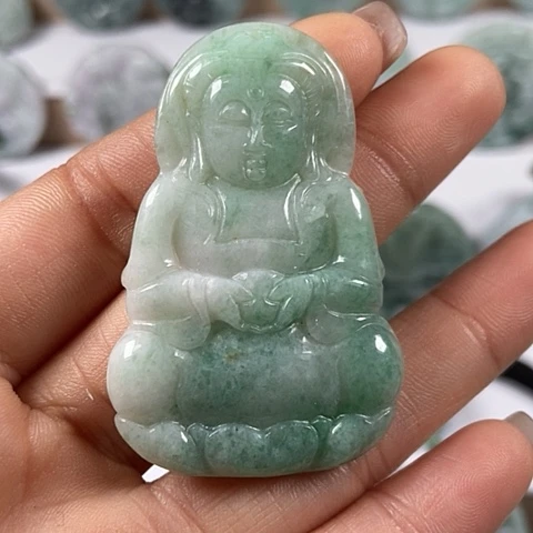 翡翠颈饰未镶嵌观音福利有石纹裂福利