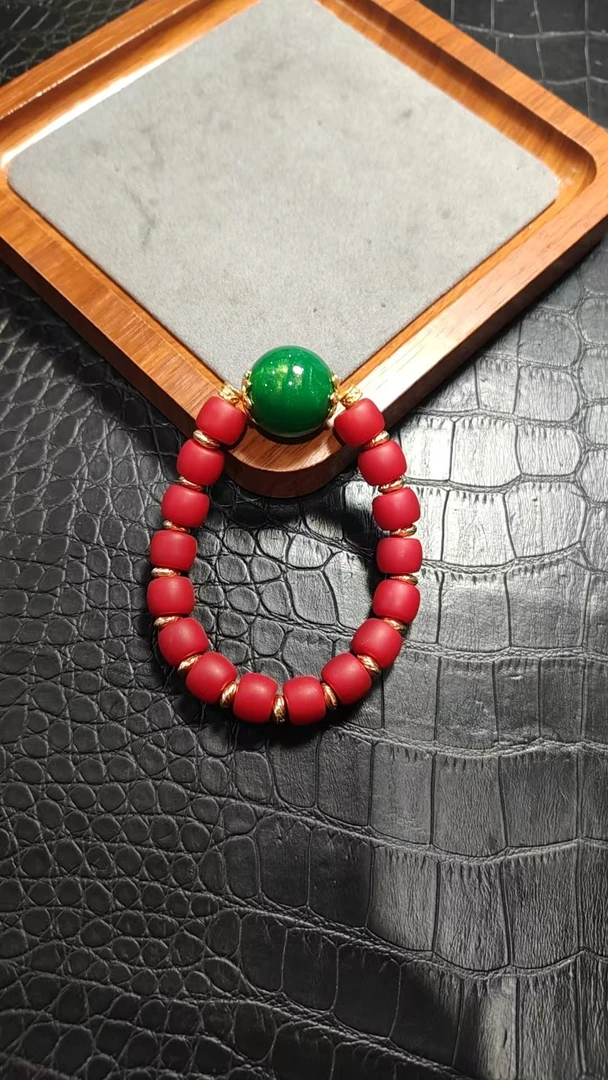 精品时尚手链六0252