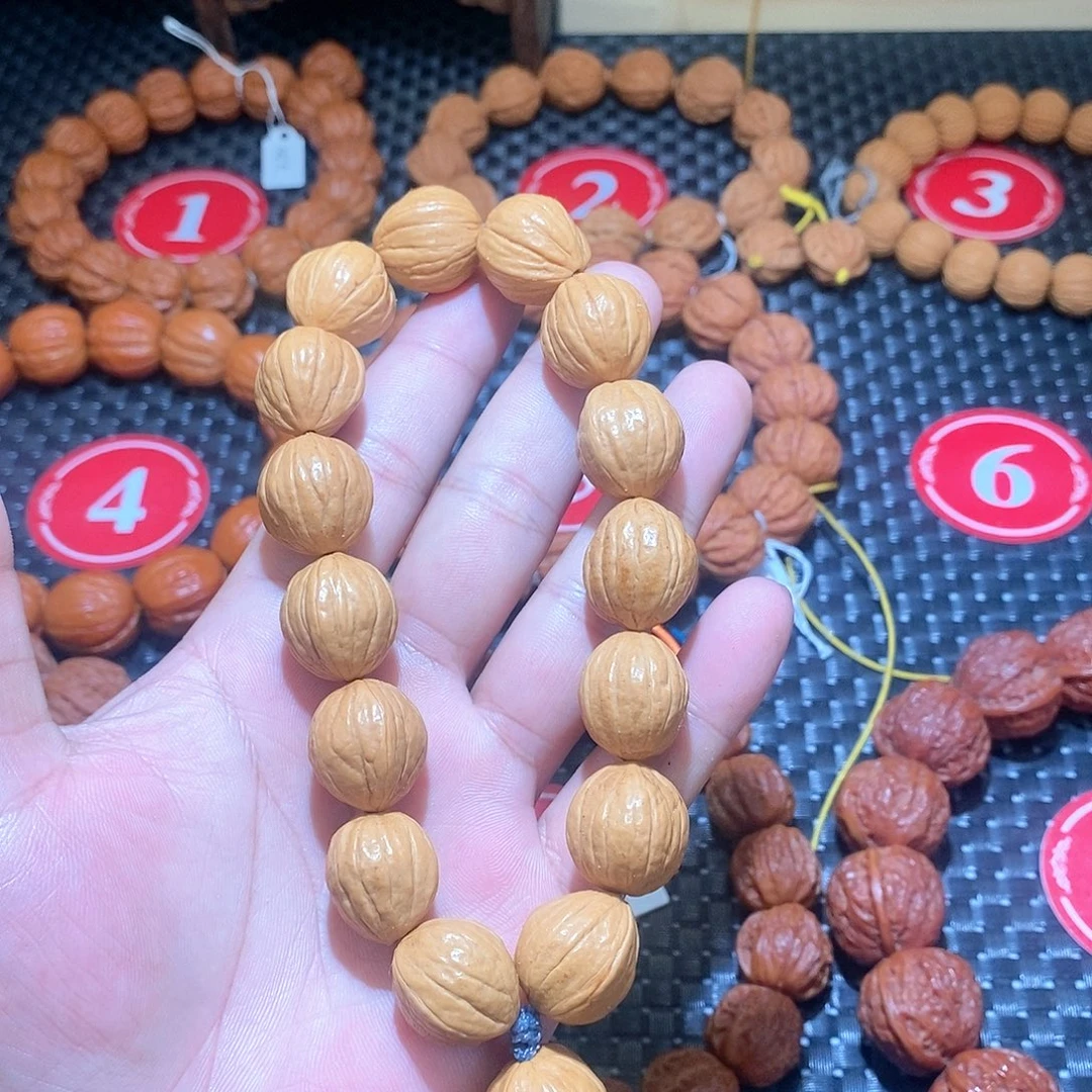 吊坠文玩核桃猴头手持手串