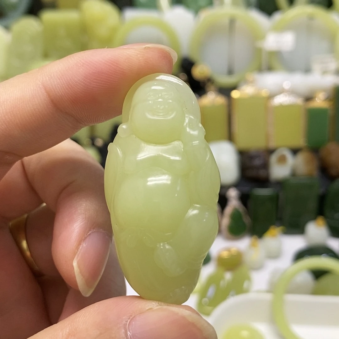 【闪购商品】颈饰未镶嵌和田玉